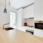 Beautiful 1Bdr 2P In A Former Mansion - Dauphine 16E